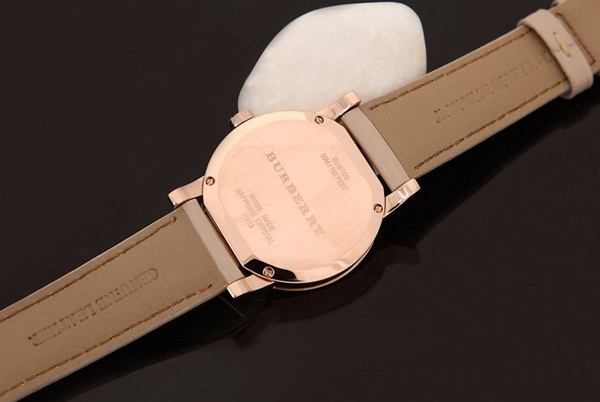 Đồng hồ nữ thời trang cao cấp Burberry BR02 3